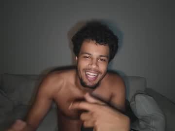 See M_d_fl online Now @ wank.ch