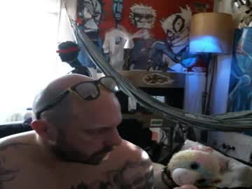 See Mad_dem0n online Now @ wank.ch