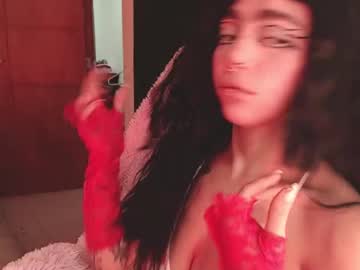 See Maddiie_and_clyde online Now @ wank.ch