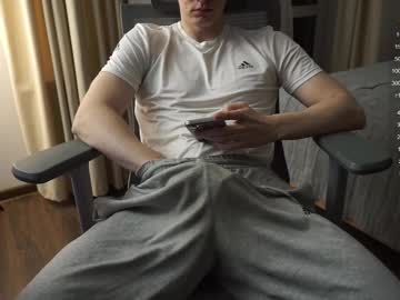 See Maestro3369 online Now @ wank.ch
