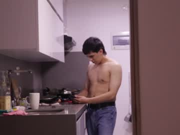 See Magic_tony online Now @ wank.ch