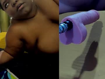 See Marlyn_black online Now @ wank.ch