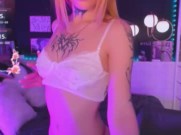 See Marquise_villaret online Now @ wank.ch