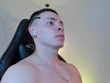 See Maxwell_dupont online Now @ wank.ch
