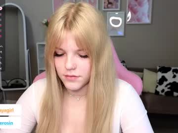 See Maya_blonde18 online Now @ wank.ch