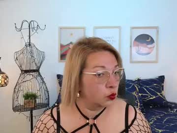 See Maylinleee online Now @ wank.ch