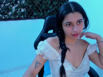 See Megan_whitte_01 online Now @ wank.ch