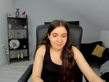 See Melissawiliam online Now @ wank.ch