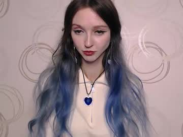 See Mermaidvibestides online Now @ wank.ch