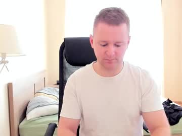 See Michael_birkin online Now @ wank.ch