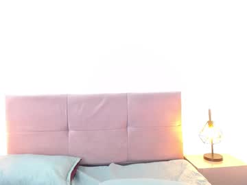See Miia_fox69 online Now @ wank.ch