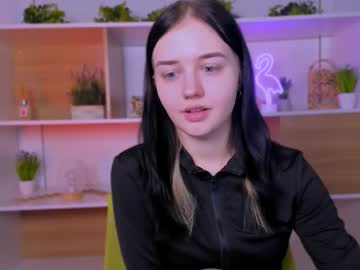 See Miki_ti online Now @ wank.ch