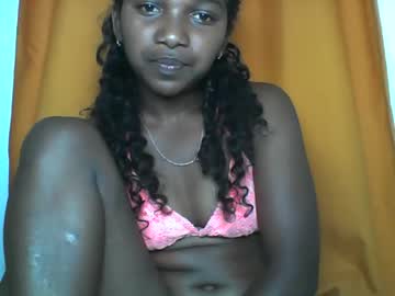 See Mila_lunah online Now @ wank.ch