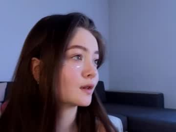 See Milanakowall online Now @ wank.ch