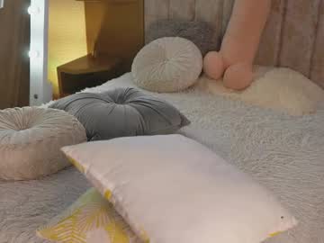 See Millarousse1 online Now @ wank.ch
