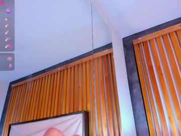 See Milleyjones_ online Now @ wank.ch