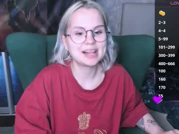 See Miray_kuriyama online Now @ wank.ch