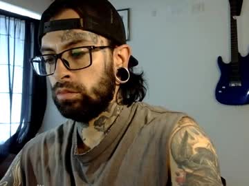 See Misternocturne online Now @ wank.ch