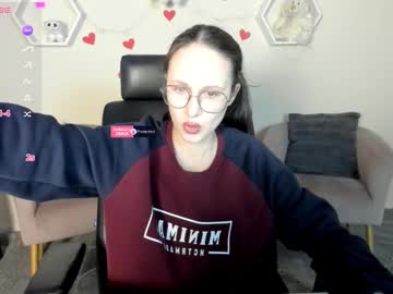 See Mona_cloud online Now @ wank.ch