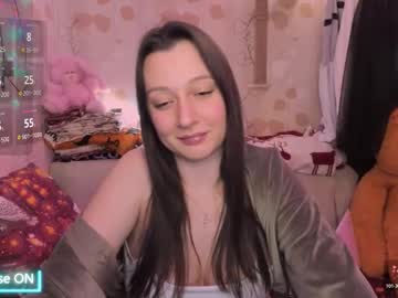 See Mystic_lilly online Now @ wank.ch