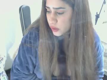 See Nahiarabiel online Now @ wank.ch