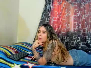 See Naughtybarbie19 online Now @ wank.ch