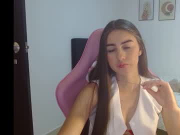 See Nicoll_28 online Now @ wank.ch