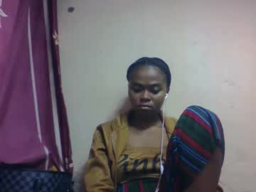 See Nilahmarie online Now @ wank.ch