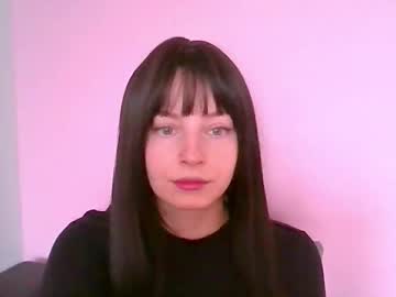 See Noemilou online Now @ wank.ch