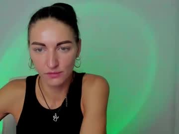 See Nora_n online Now @ wank.ch