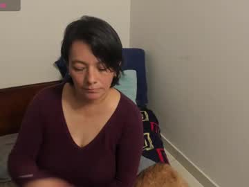 See Nuit_rose online Now @ wank.ch