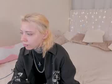 See Nyan__cat online Now @ wank.ch