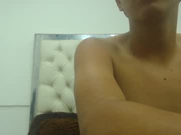 See Plata_s online Now @ wank.ch