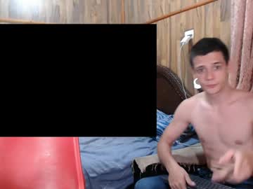 See Powertwinky online Now @ wank.ch