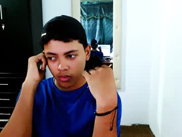 See Pretty_anonimuszzx online Now @ wank.ch