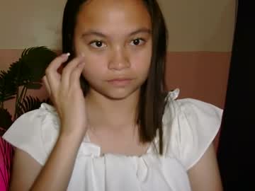 See Pretty_yanaah16 online Now @ wank.ch