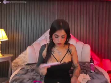 See Prettybullet online Now @ wank.ch