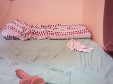 See Queen_winter online Now @ wank.ch