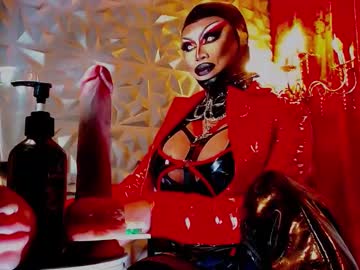 See Queendomcum6 online Now @ wank.ch