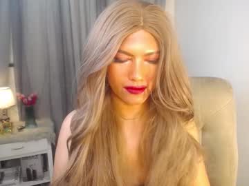 See Queenfcker1st online Now @ wank.ch