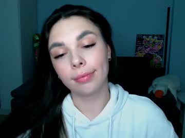 See Queenofthesense online Now @ wank.ch