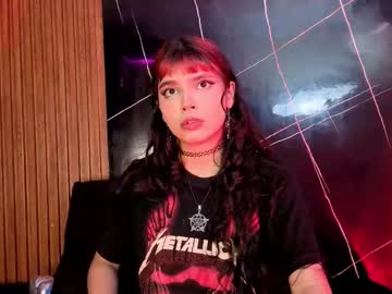 See Raven_rox_ online Now @ wank.ch