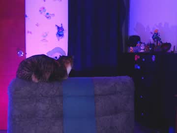 See Raventh_ online Now @ wank.ch