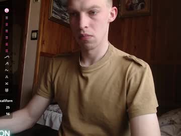 See Raylonn online Now @ wank.ch