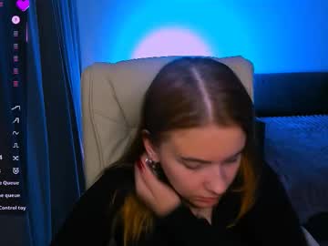 See Red__dizzy online Now @ wank.ch