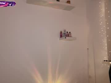 See Renmeow online Now @ wank.ch