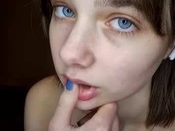 See Richardlundsten online Now @ wank.ch