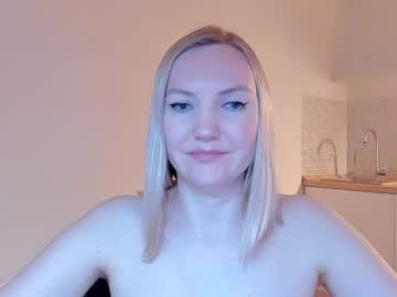 See Rock__baby online Now @ wank.ch