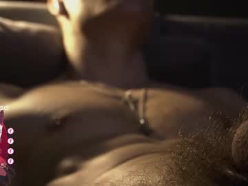 See Rodarri online Now @ wank.ch