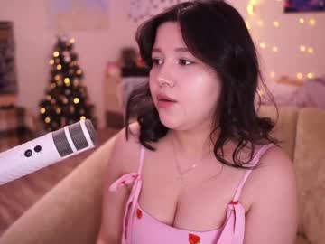 See Roxysuh online Now @ wank.ch